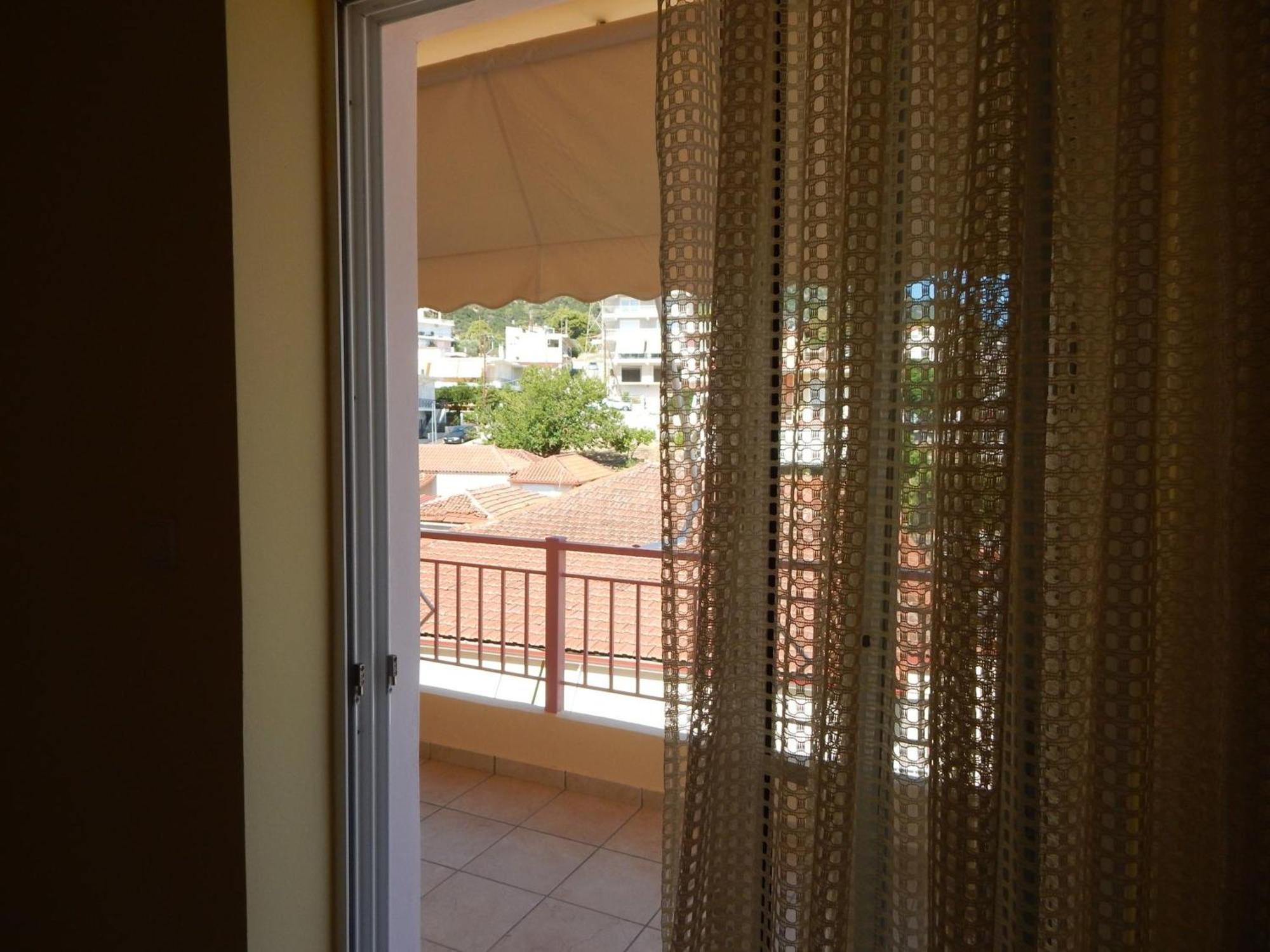 Angela'S Apartment With Beautiful Balcony View Agios Konstantinos  エクステリア 写真